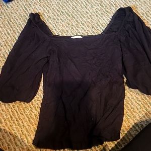 Black 3/4 sleeve crop top